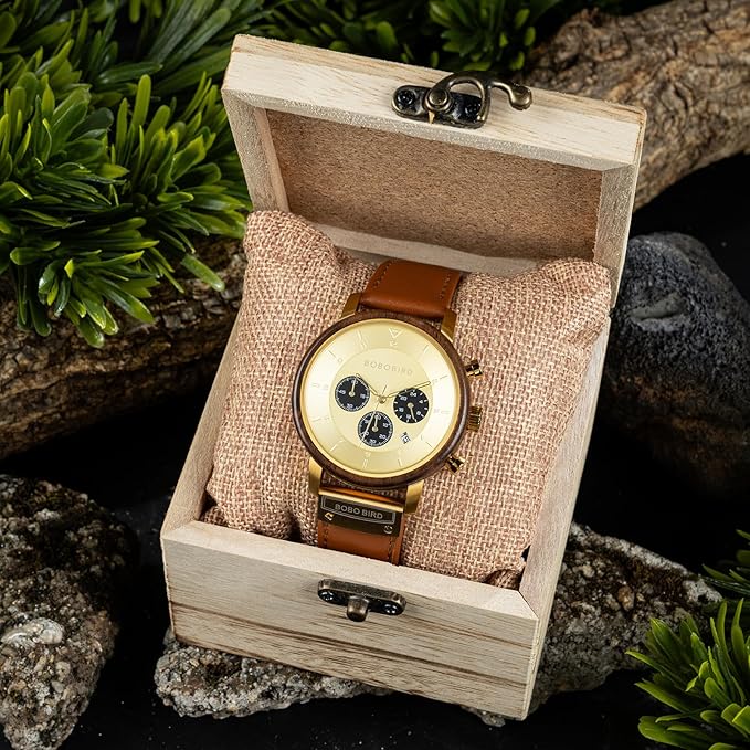 Exquisite Wooden Watch with Premium Leather Strap: Stylish Chronograph Quartz Timepiece